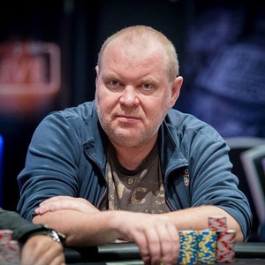 King's Prague: První flight Spade Poker Tour ovládl Petr Targa