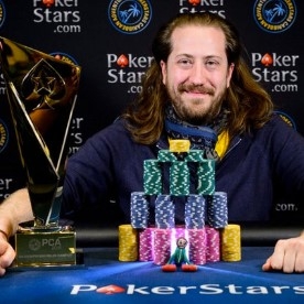 Steve 'mango' O'Dwyer - pokerový multimilionář, který si musel půjčovat na jídlo