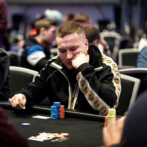 King's Resort Rozvadov: Kolečkář, Luu a Horníček postupili v pátek ve WSOPE Openeru