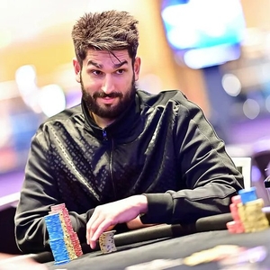 King's Resort Rozvadov: 16 Čechů v čele s Patrikem Jarošem postoupilo do dne 3 Main Eventu WSOPE