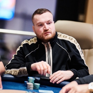 EPT Prague 2024 den 10: Michael Sklenička řádil v €10k HR, Jakub Kolečkář v €1.650 Mystery Bounty