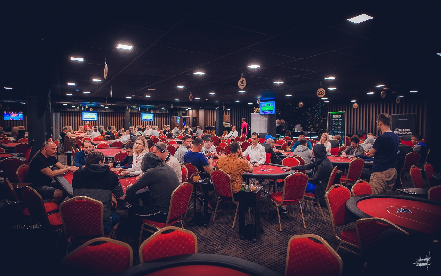 Záznam: Finálový stůl 5.500 Kč Maxitip Poker Tour Main Eventu