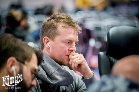 Jako obvykle. Lukáš Klíma zdecimoval úvodní flight WSOPC Openeru