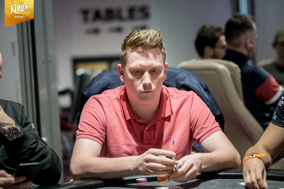 K prstenu se přiblížil i Michal Schuh, omahový High Roller opustil na 4. místě 