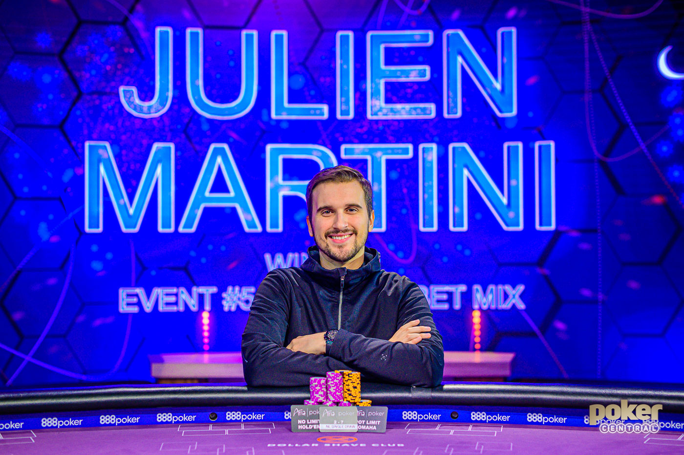 Julien Martini korunuje svou životní sezónu triumfem v PM Big Bet eventu