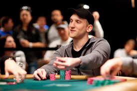 Záznam finále náramkového $1.000 WSOP NLHE Deepstacku