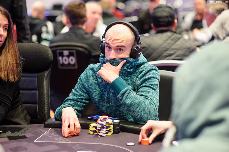 Držíme palce, trio Čech, Berka a Klicman v semifinále $3.200 WPT 6-Maxu