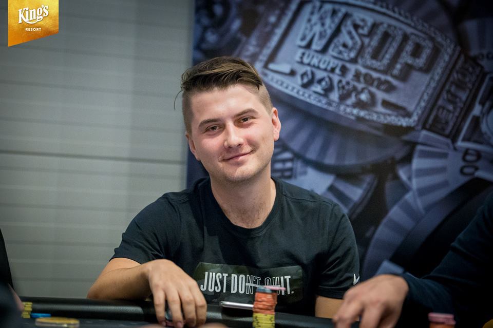 A je to doma. Michal Sklenička trefil Mini EPT High Roller, získává $82.231