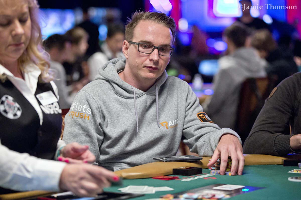 Záznam finále $25k WPT Montreal Super High Rolleru, $450.077 pro vítěze