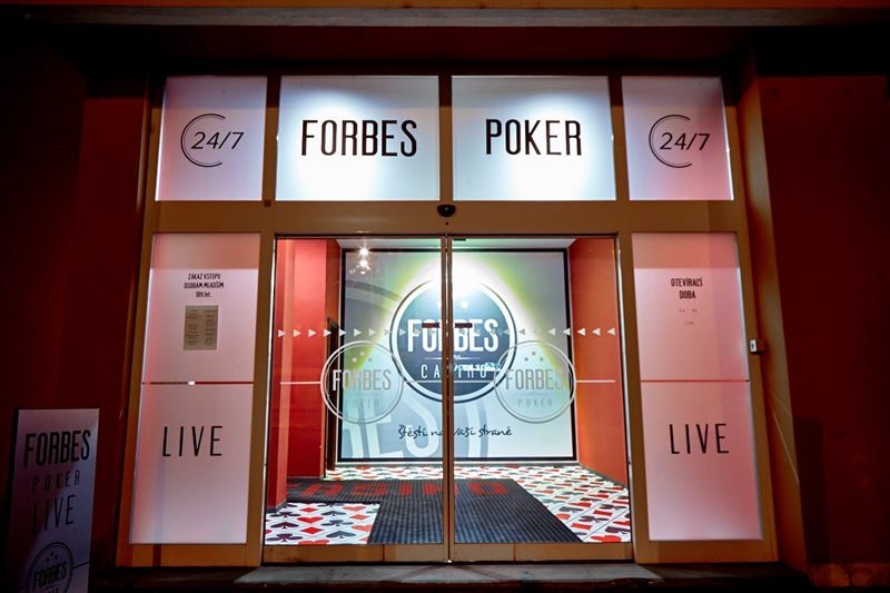 Víkendové menu Forbes Pokerman Tour: Ve hře čtvrt milionu, hraje se po celé ČR